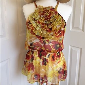 Cute flower ruffles top